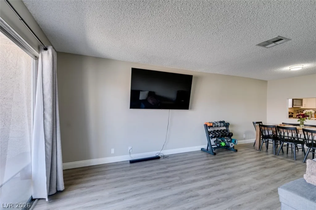1784 Jupiter, Las Vegas, NV 89119