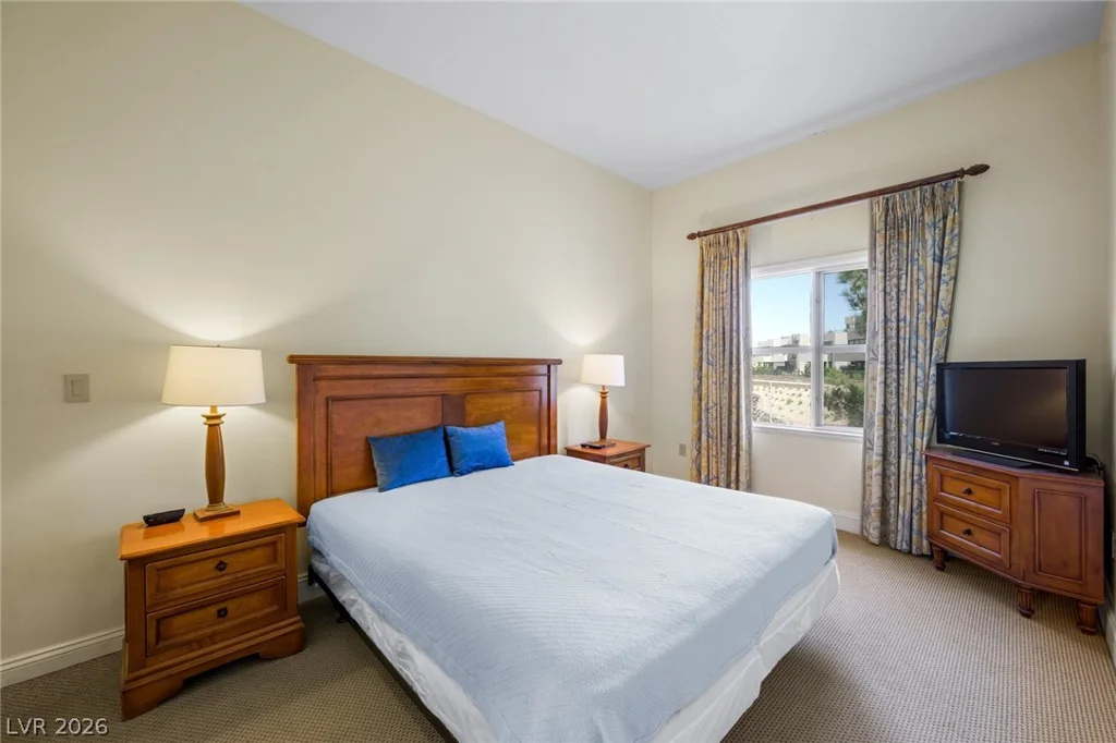 30 Strada Di Villaggio, Henderson, NV 89011