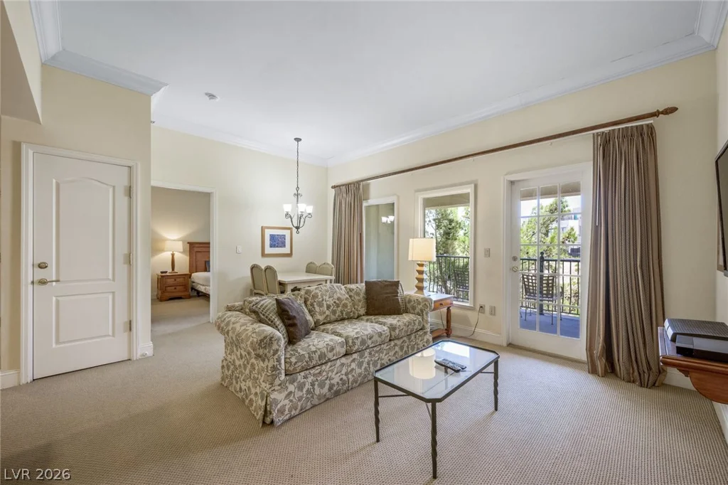 30 Strada Di Villaggio, Henderson, NV 89011