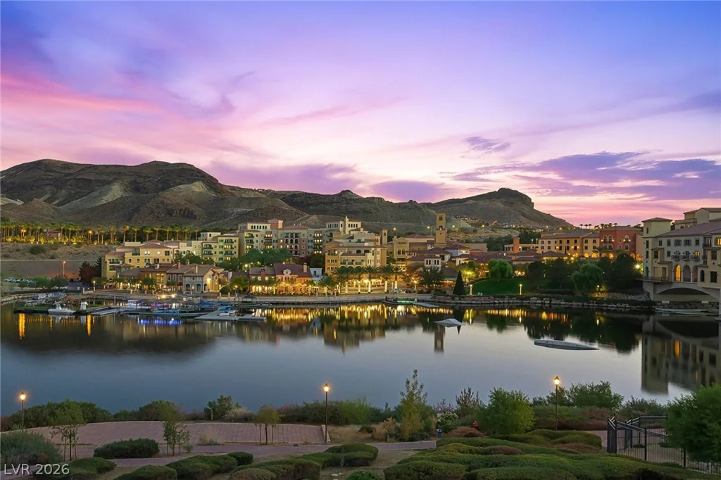 30 Strada Di Villaggio, Henderson, NV 89011