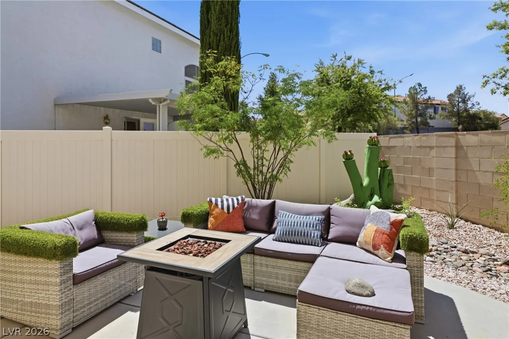 10409 Adams Chase, Las Vegas, NV 89183