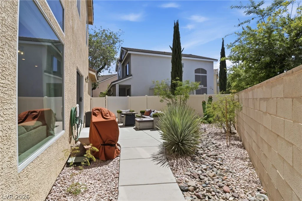 10409 Adams Chase, Las Vegas, NV 89183