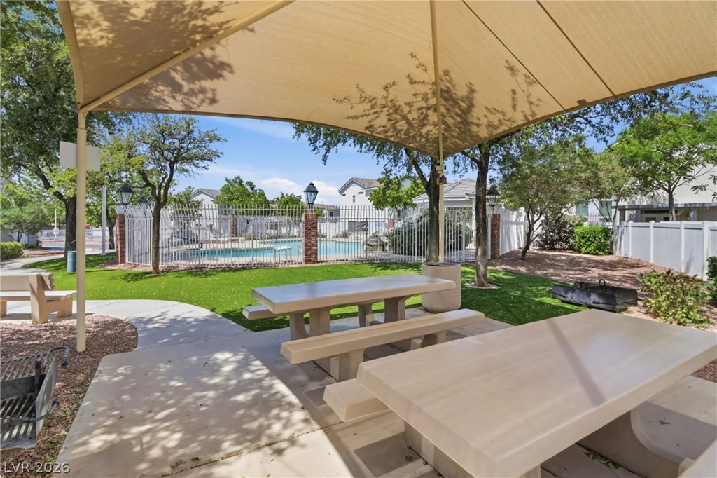 10409 Adams Chase, Las Vegas, NV 89183