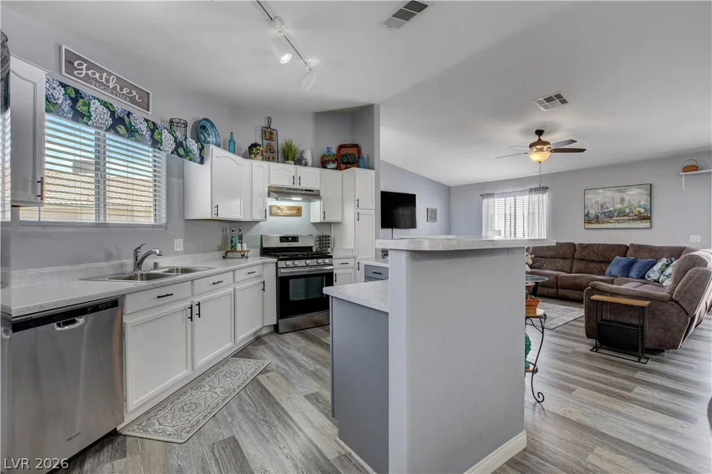 5098 Mascaro, Las Vegas, NV 89122