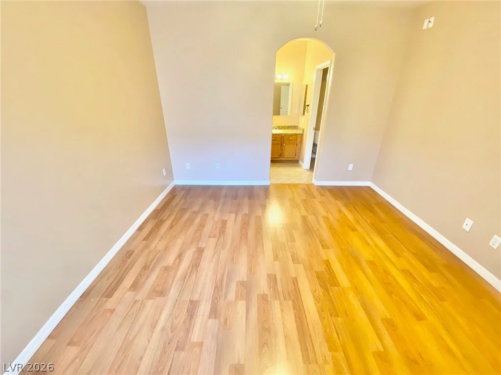 5525 Flamingo, Las Vegas, NV 89103