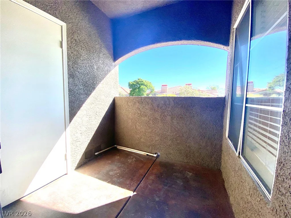 5525 Flamingo, Las Vegas, NV 89103