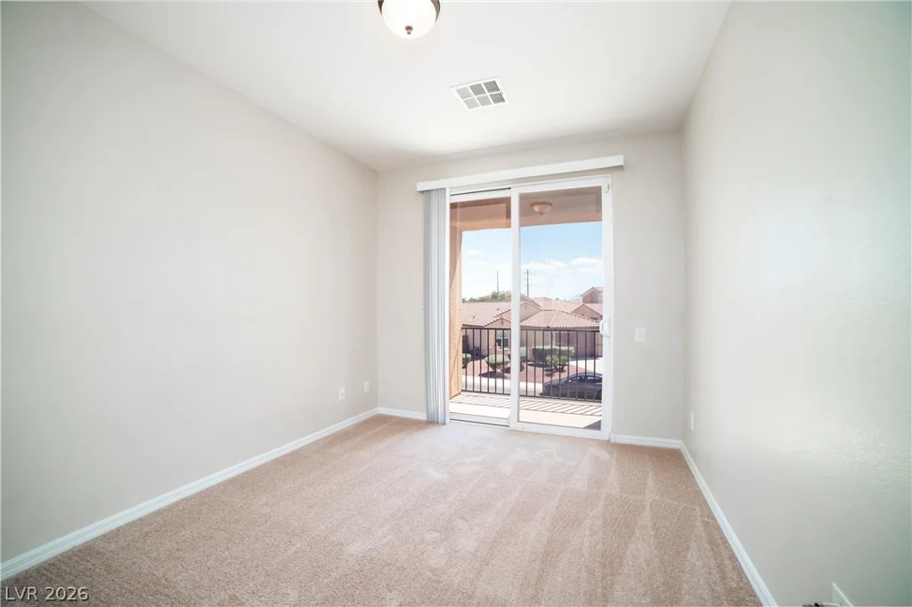 6520 Birdcall, North Las Vegas, NV 89084
