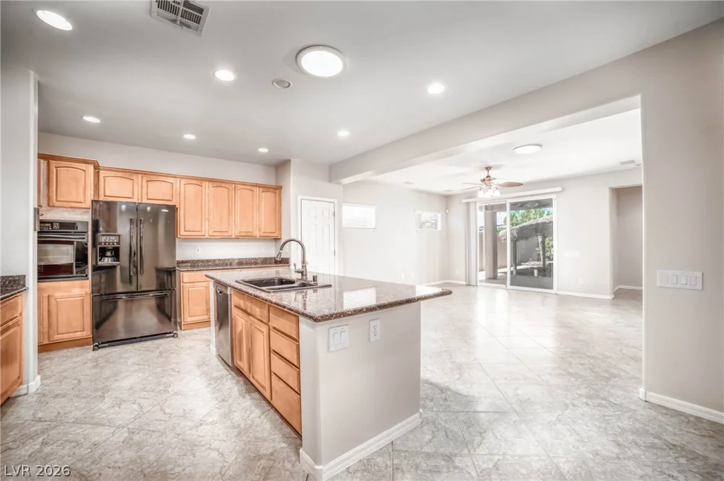 6520 Birdcall, North Las Vegas, NV 89084