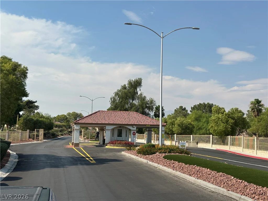 5416 Lochmor, Las Vegas, NV 89130