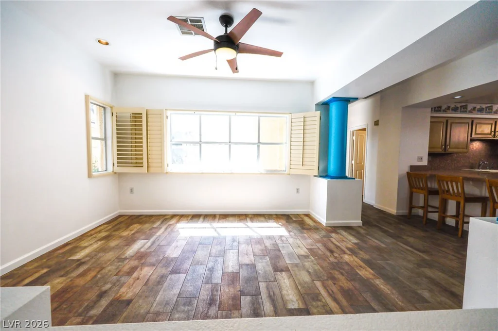 405 Mill Hollow, Las Vegas, NV 89107