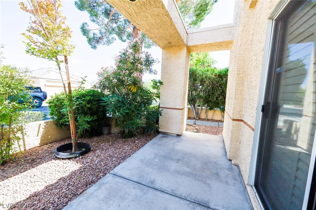 405 Mill Hollow, Las Vegas, NV 89107