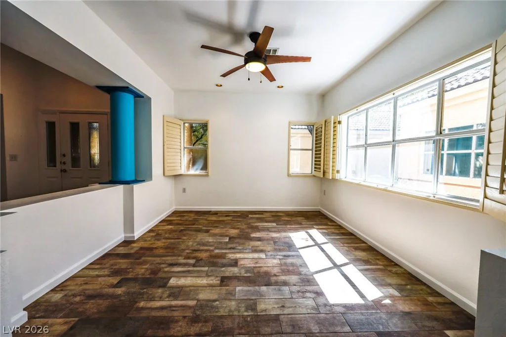 405 Mill Hollow, Las Vegas, NV 89107