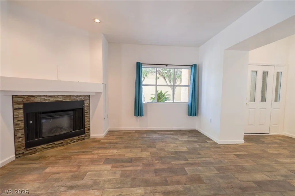 405 Mill Hollow, Las Vegas, NV 89107