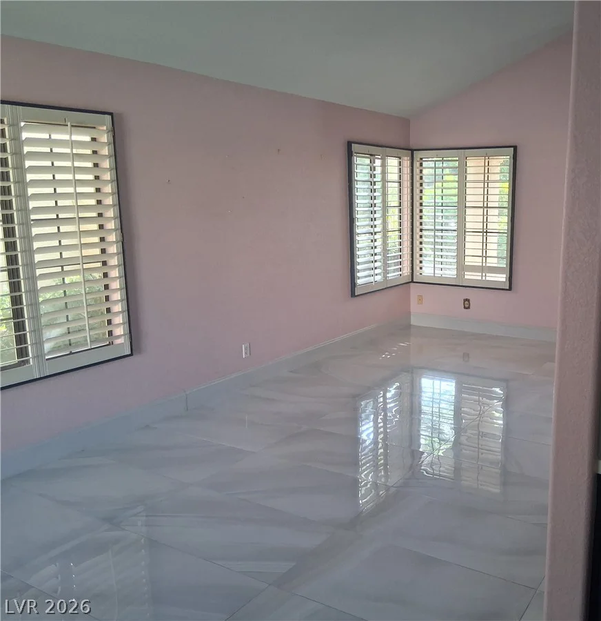 2320 Angelfire, Las Vegas, NV 89128