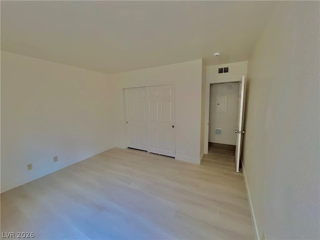 5220 Indian River, Las Vegas, NV 89103