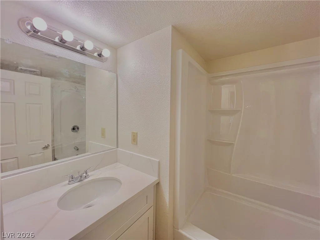 5220 Indian River, Las Vegas, NV 89103