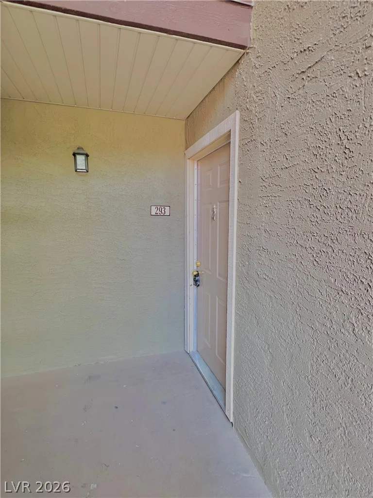 5220 Indian River, Las Vegas, NV 89103