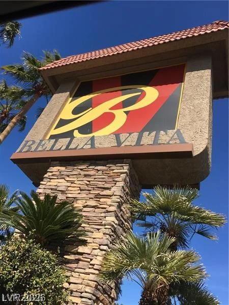 5220 Indian River, Las Vegas, NV 89103