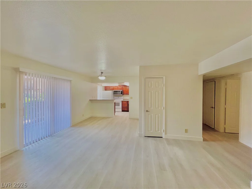 5220 Indian River, Las Vegas, NV 89103