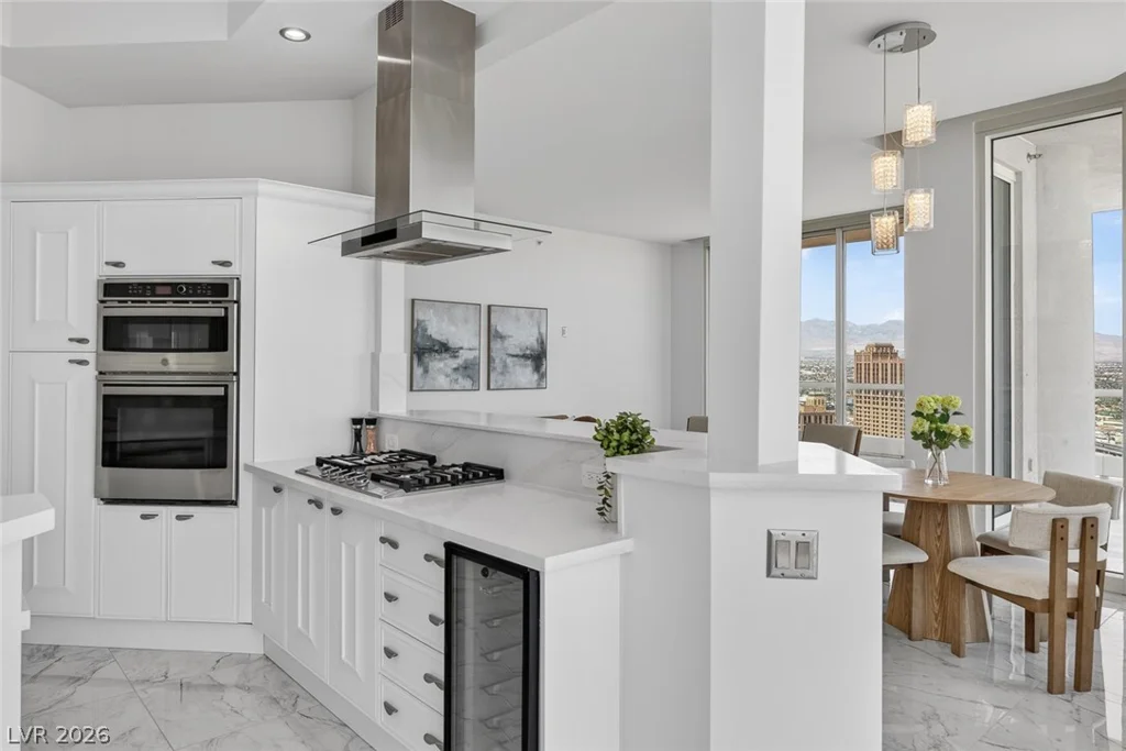 2777 Paradise, Las Vegas, NV 89109