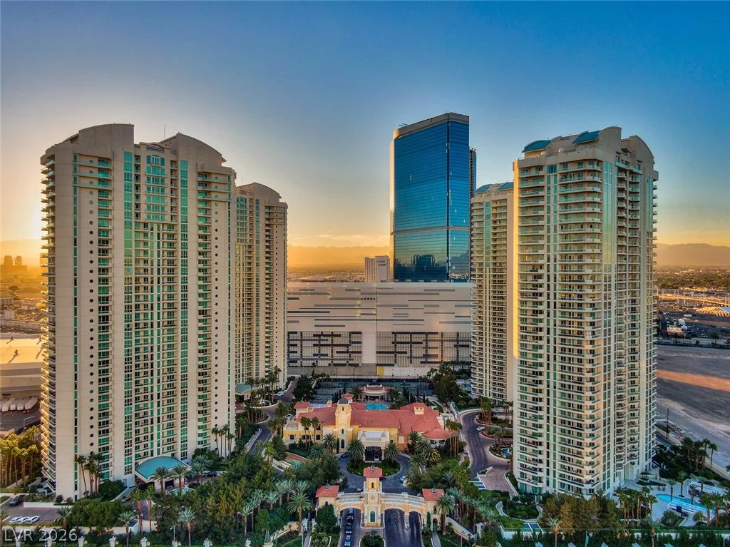 2777 Paradise, Las Vegas, NV 89109