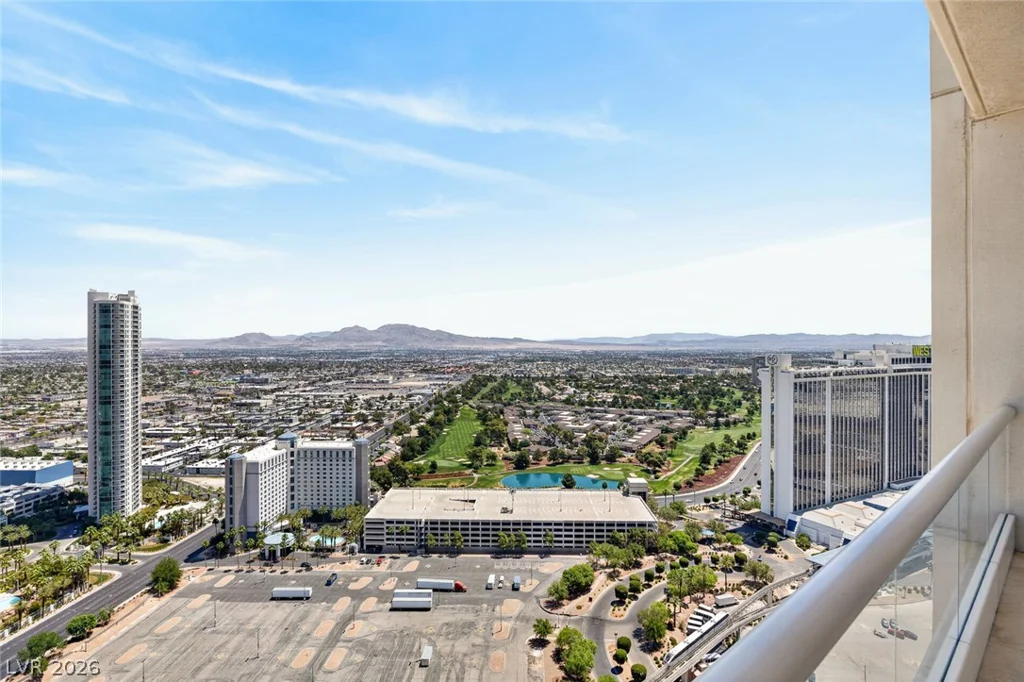 2777 Paradise, Las Vegas, NV 89109