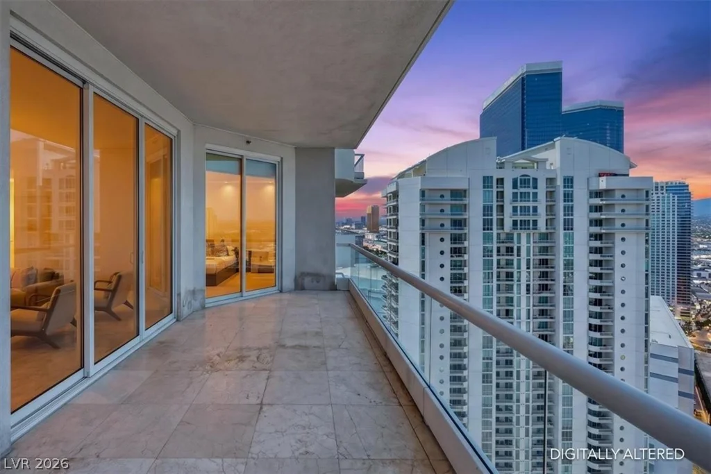 2777 Paradise, Las Vegas, NV 89109