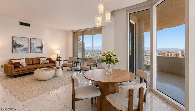 2777 Paradise, Las Vegas, NV 89109