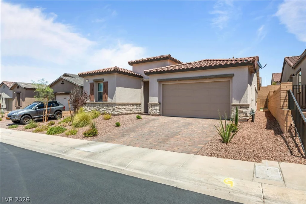 373 Haddocks Hall, Henderson, NV 89011