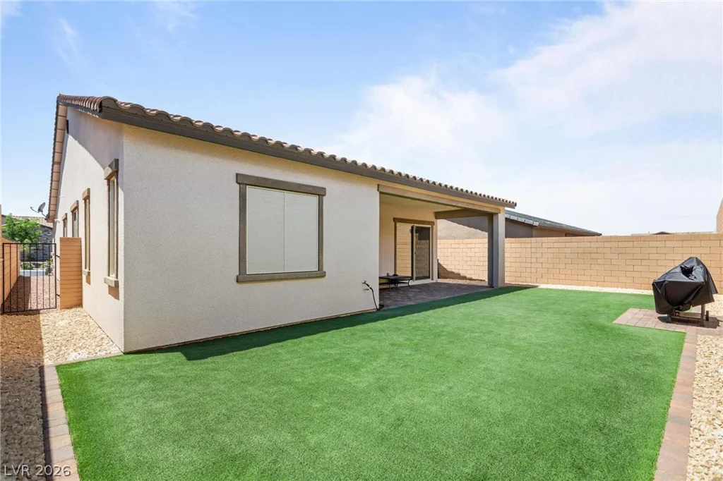 373 Haddocks Hall, Henderson, NV 89011