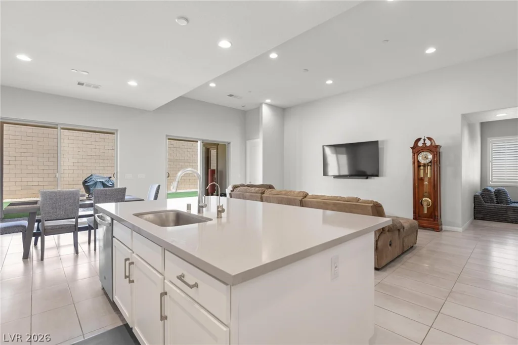 373 Haddocks Hall, Henderson, NV 89011