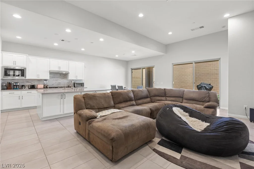 373 Haddocks Hall, Henderson, NV 89011