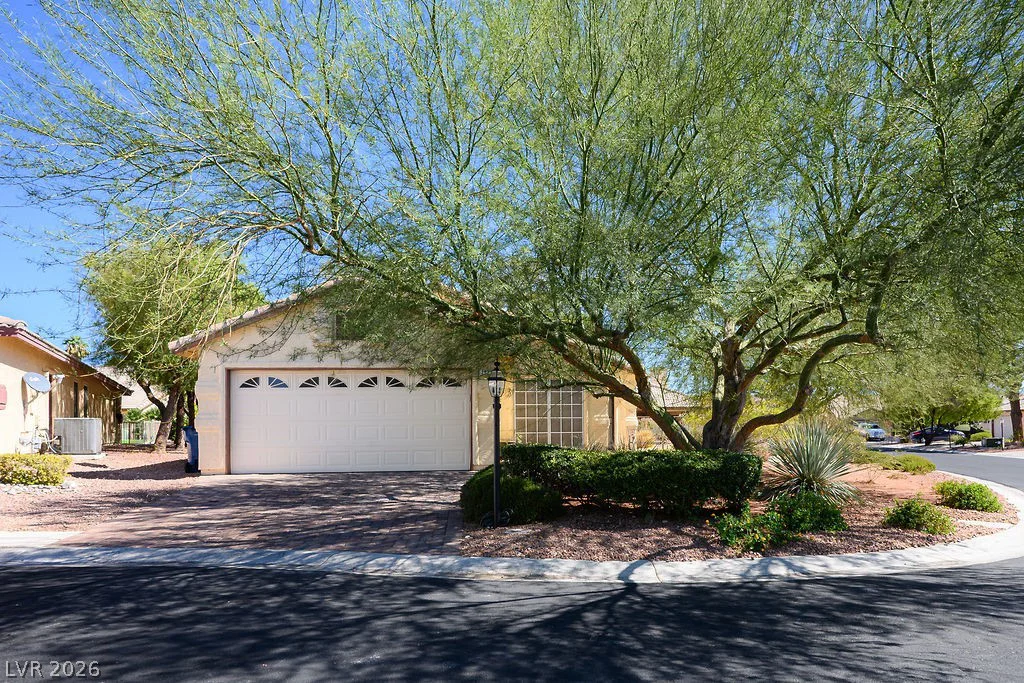 4824 Lawnwood, Las Vegas, NV 89130