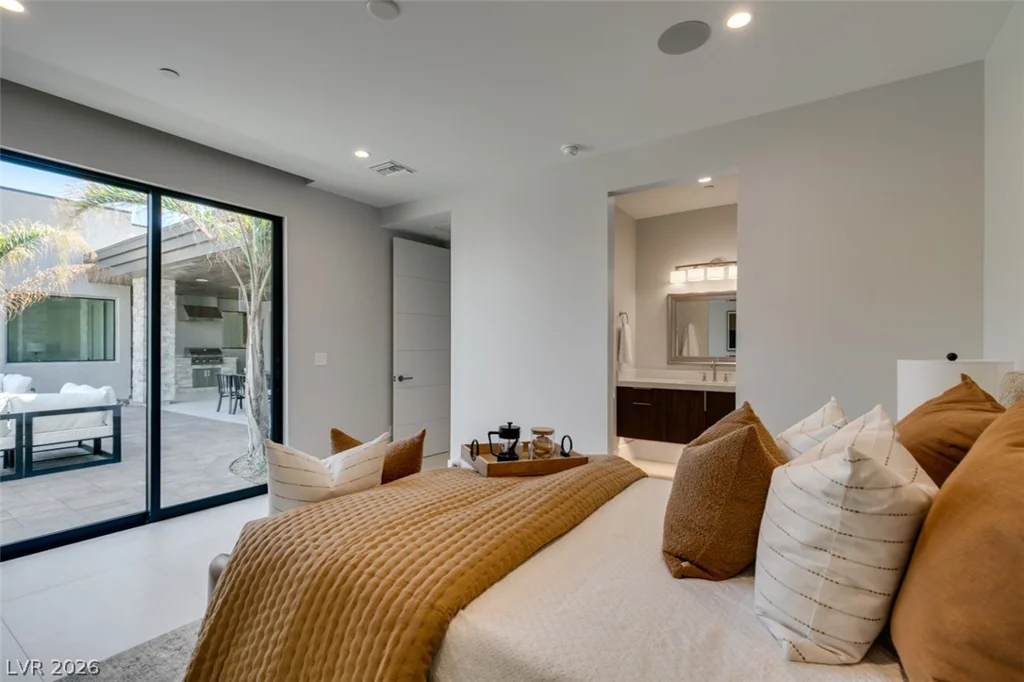 40 Reflection Shores, Henderson, NV 89011