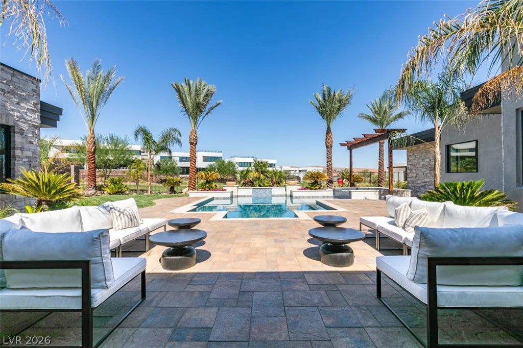 40 Reflection Shores, Henderson, NV 89011