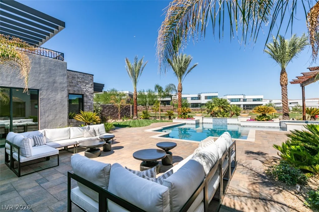 40 Reflection Shores, Henderson, NV 89011