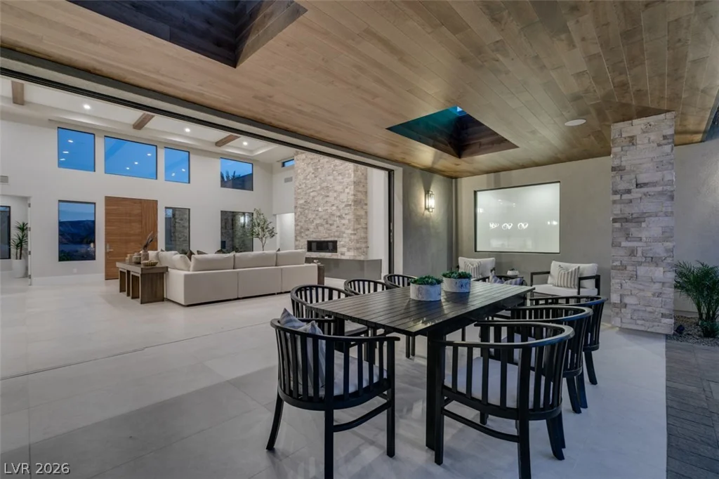 40 Reflection Shores, Henderson, NV 89011