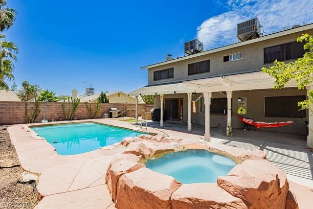 5436 El Roble, Las Vegas, NV 89120