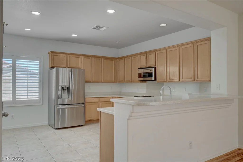 2444 Urrard, Henderson, NV 89044