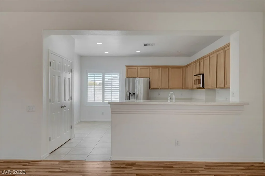 2444 Urrard, Henderson, NV 89044