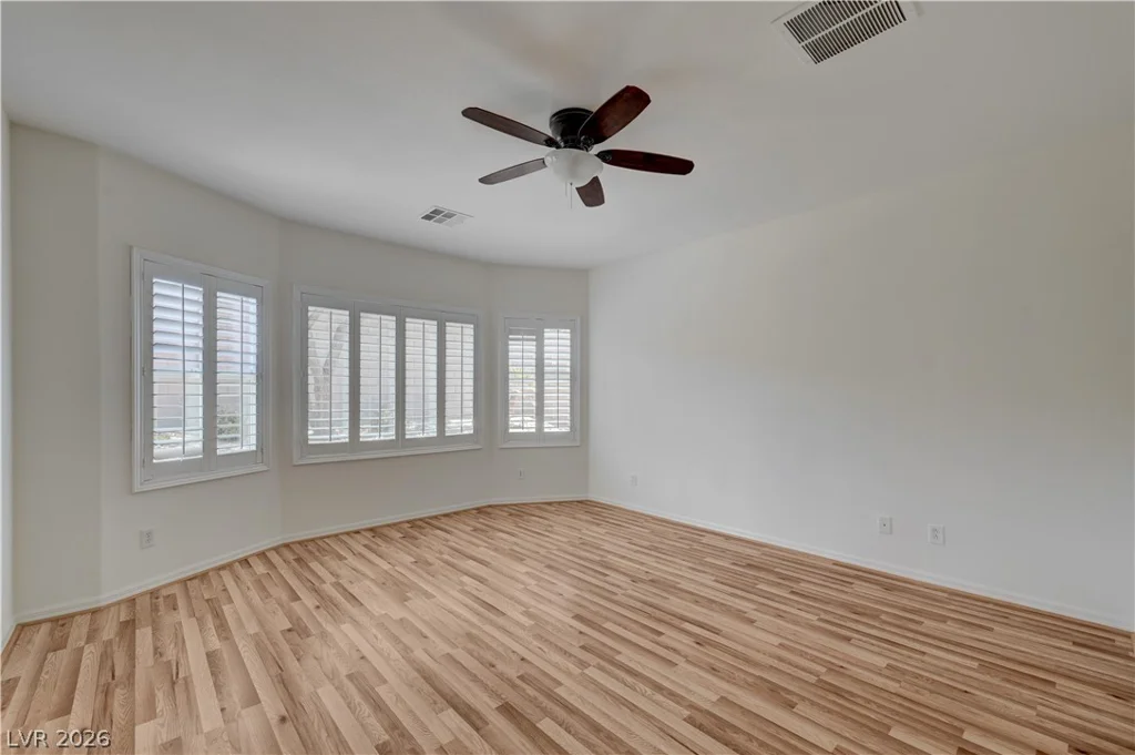 2444 Urrard, Henderson, NV 89044
