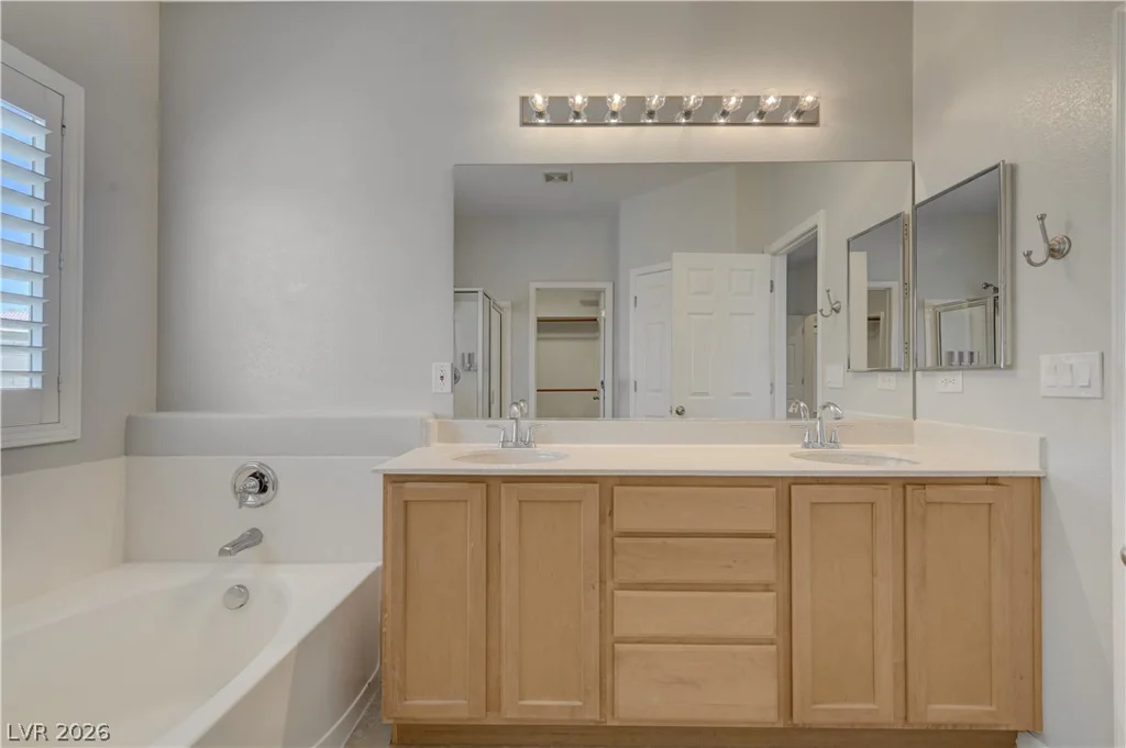 2444 Urrard, Henderson, NV 89044
