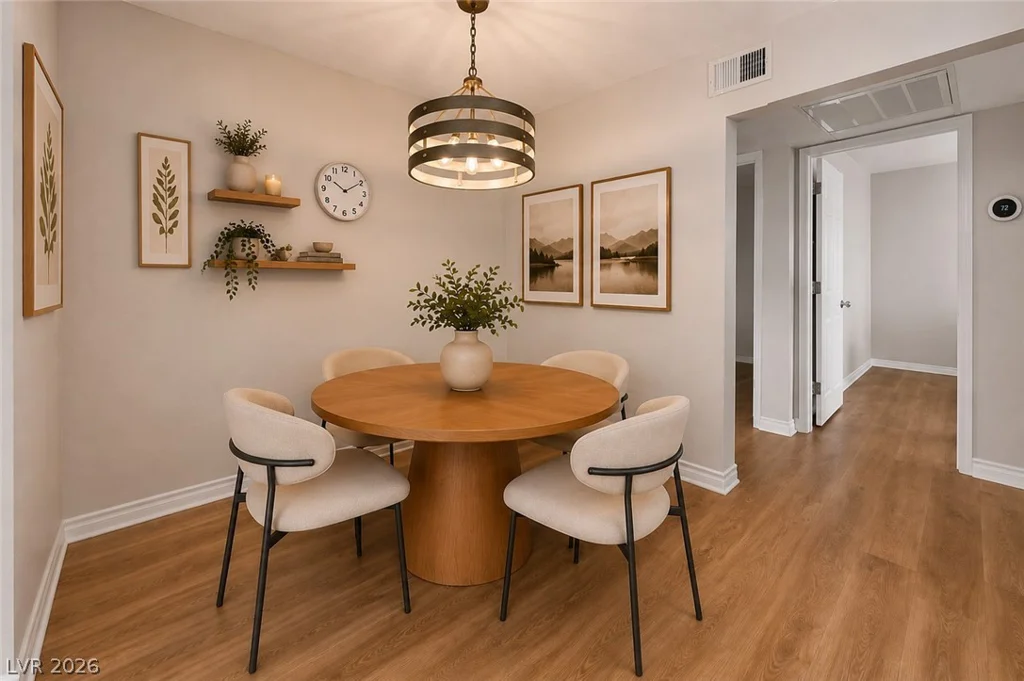 4941 River Glen, Las Vegas, NV 89103
