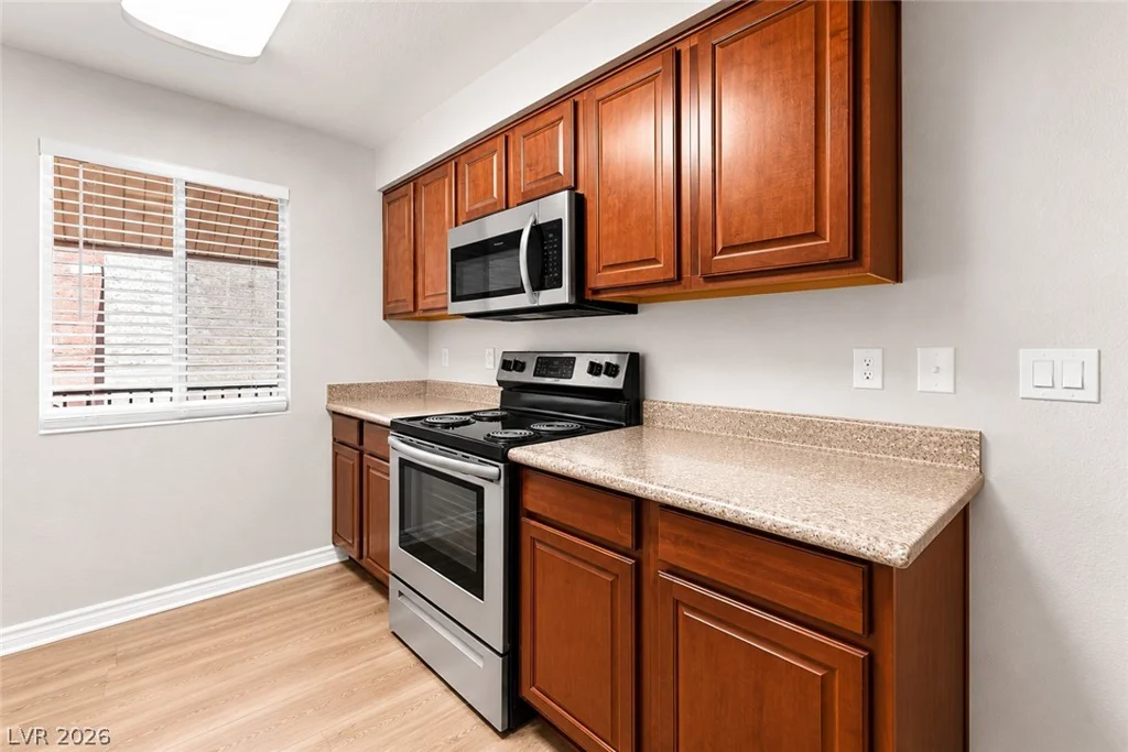 4941 River Glen, Las Vegas, NV 89103