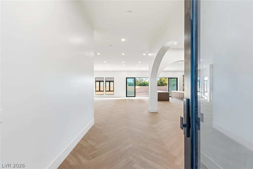 5875 St Ebbes, Las Vegas, NV 89131