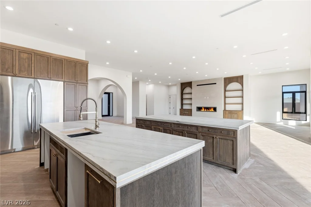 5875 St Ebbes, Las Vegas, NV 89131