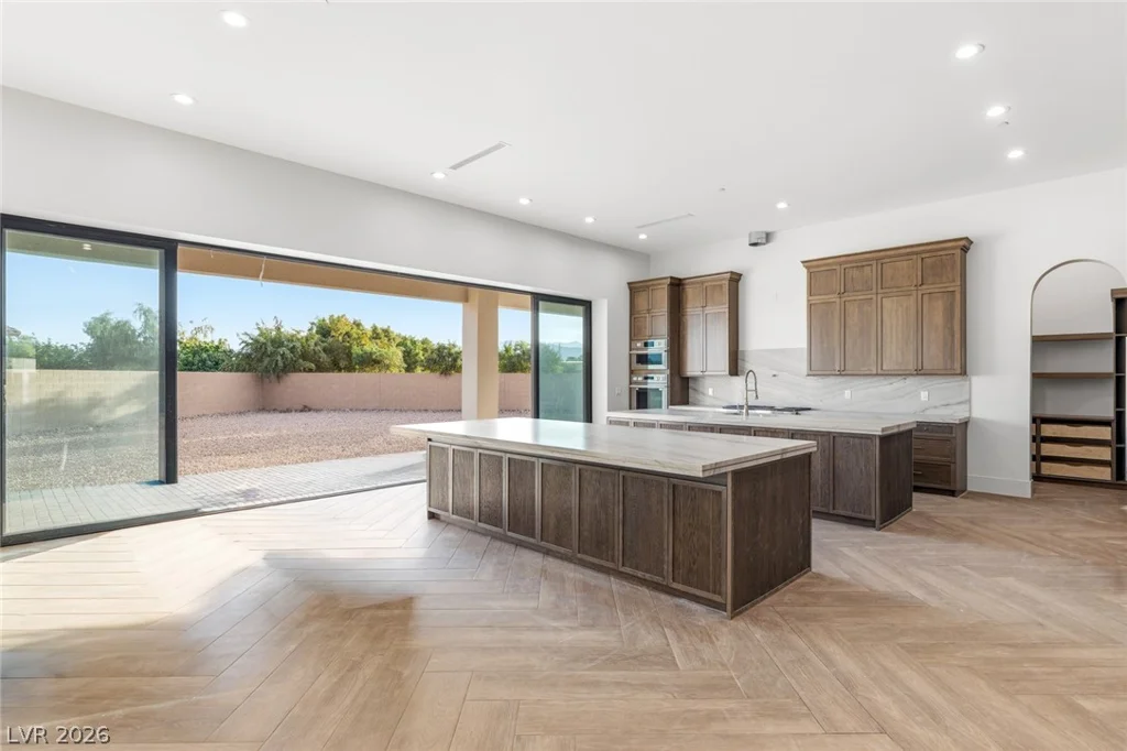 5875 St Ebbes, Las Vegas, NV 89131