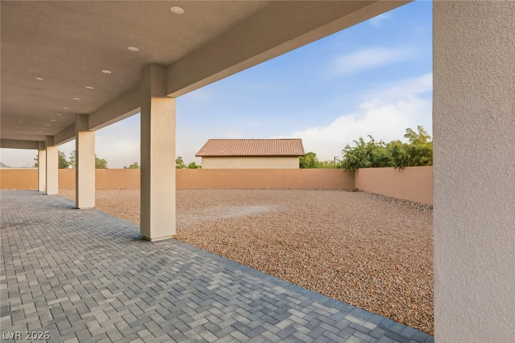 5875 St Ebbes, Las Vegas, NV 89131