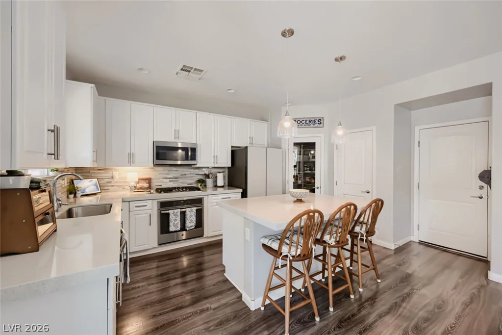 7739 Minas Ridge, Las Vegas, NV 89178
