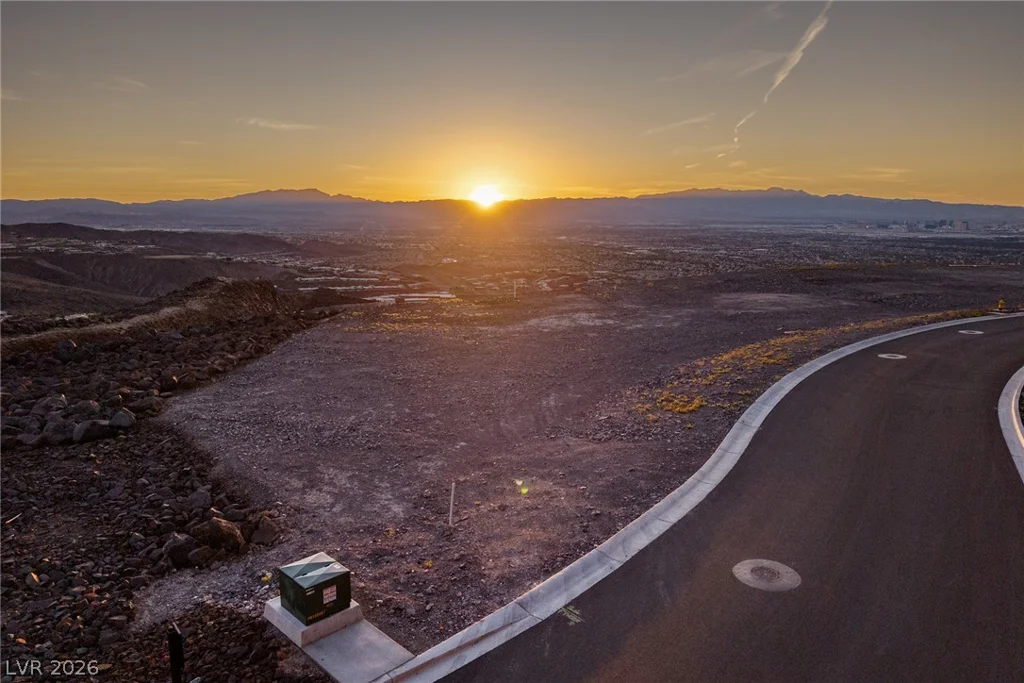 631 Alpine Summit, Henderson, NV 89012
